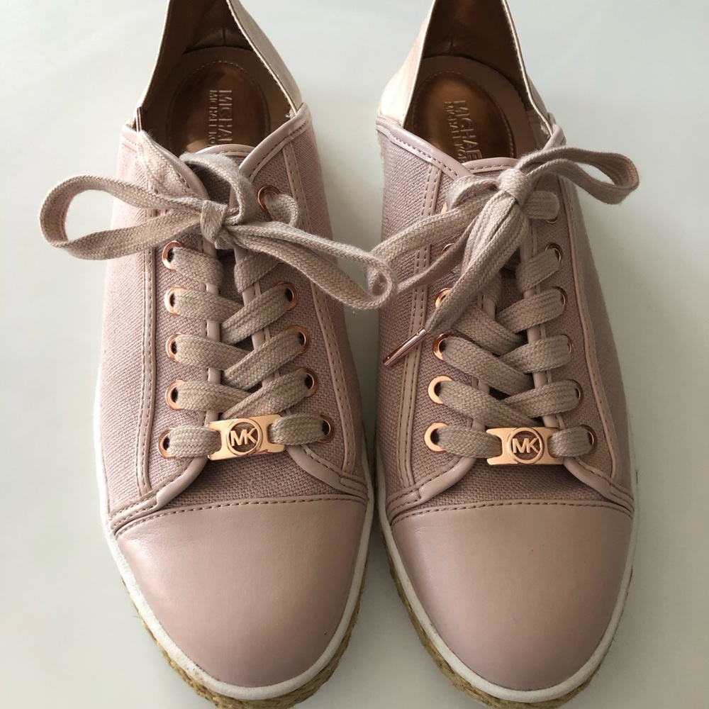Michael Knorr pink tennies like new